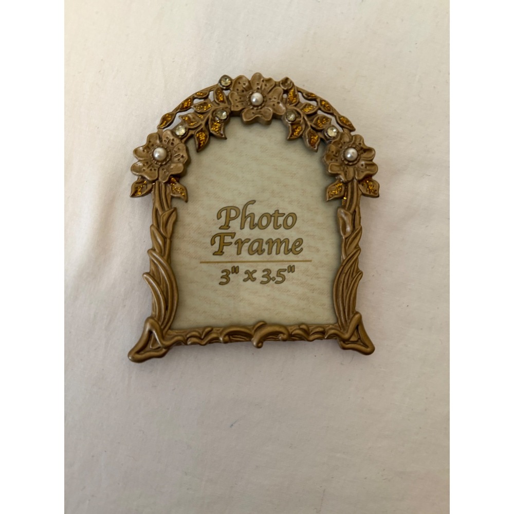 Ocean Desert Sales Gold Floral Arched Photo Frame 3x3.5 Pearl Crystal Ornate